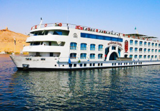 5 Days / 4 Nights Luxor Aswan Travel Package